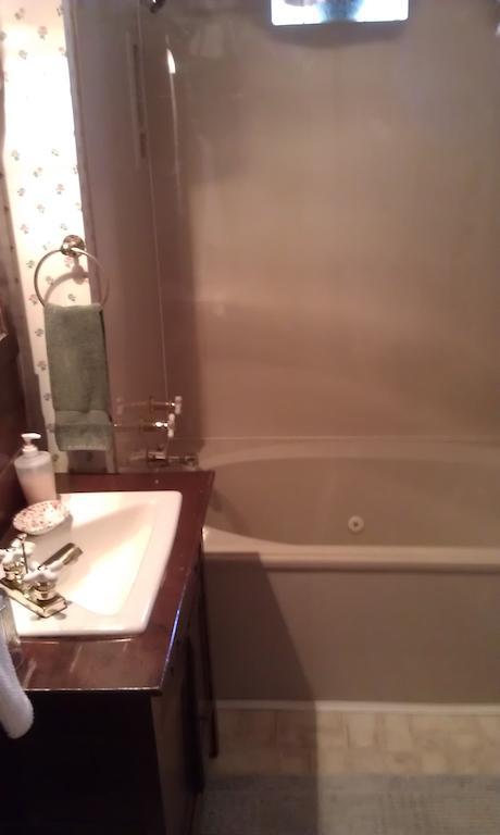 2439 Fairfield "A Bed And Breakfast" Shreveport Pokoj fotografie